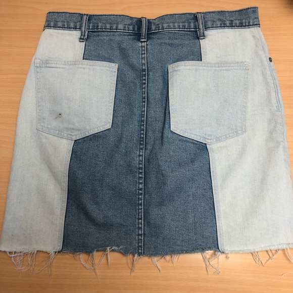 !LAST DAY! Gap two-tone denim skirt - Picture 2 of 4